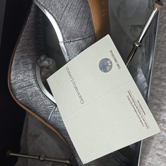 Size 6. Silver. You Can See Are New. Please No Low Blow Offers - Picture 15 of 15